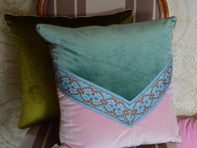 高端设计师粉色绿色拼接婚房家居绒布抱枕 汽车沙发办公室靠垫