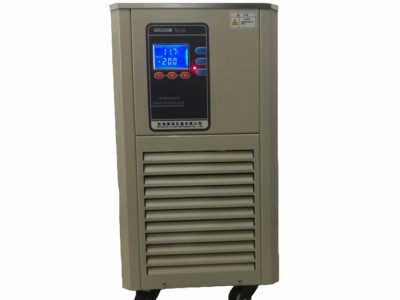 庚雨仪器DLSB-5/10低温冷却液循环泵冷水机冷冻槽生产厂家价格定制