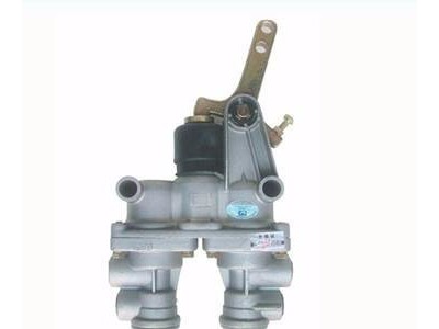 龙工 按工作原理分 1.容积式泵 （图）油井和 离心泵（centrifugal pump