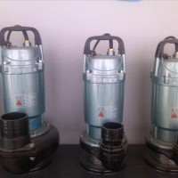 供应上海世潇**QDX/QX型潜水泵
